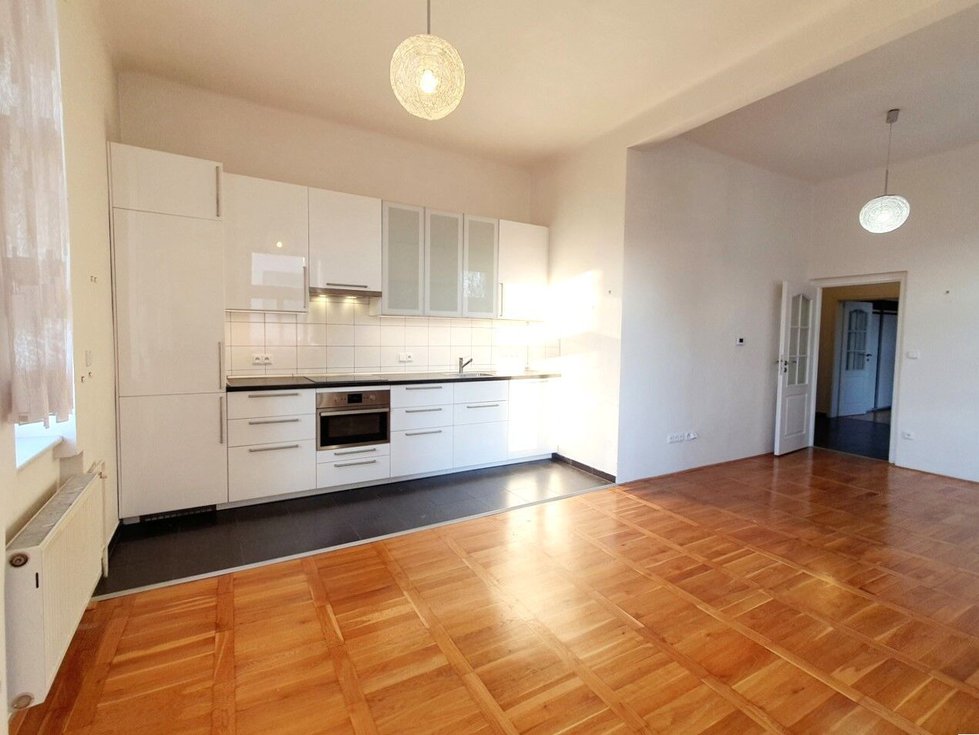 Pronájem bytu 2+kk 62 m², Praha