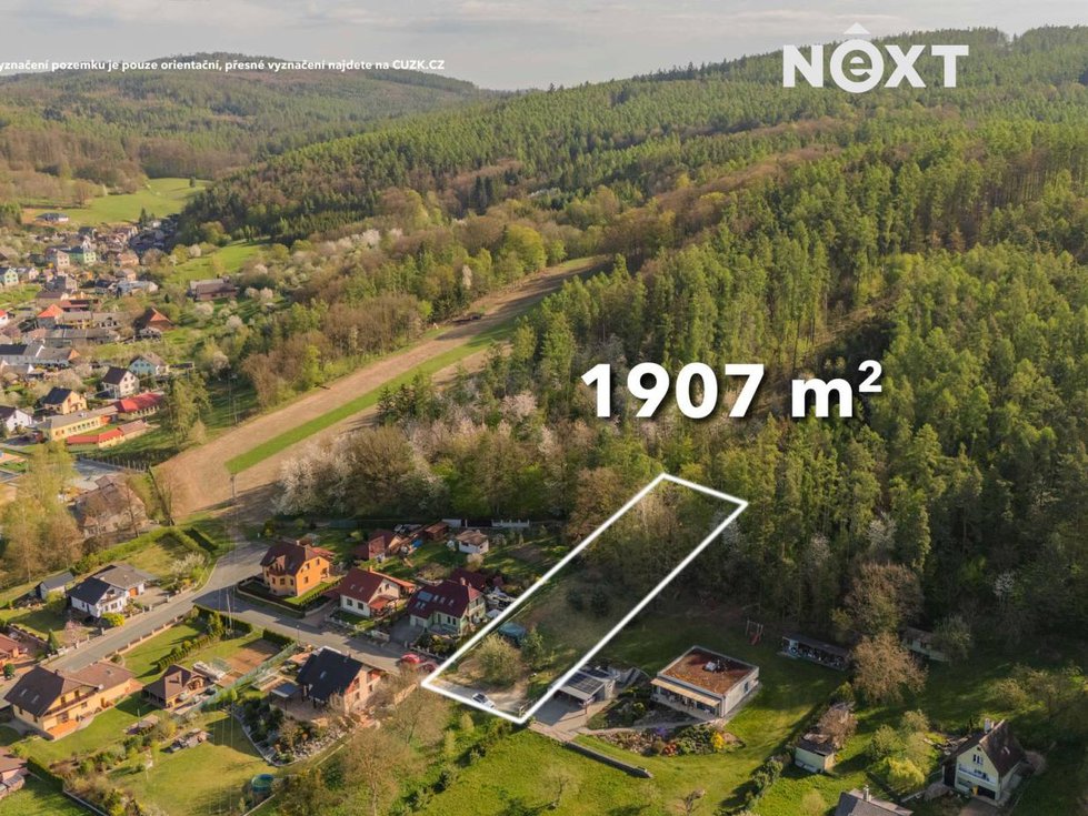 pozemek-dron-1-.1746782038.jpg