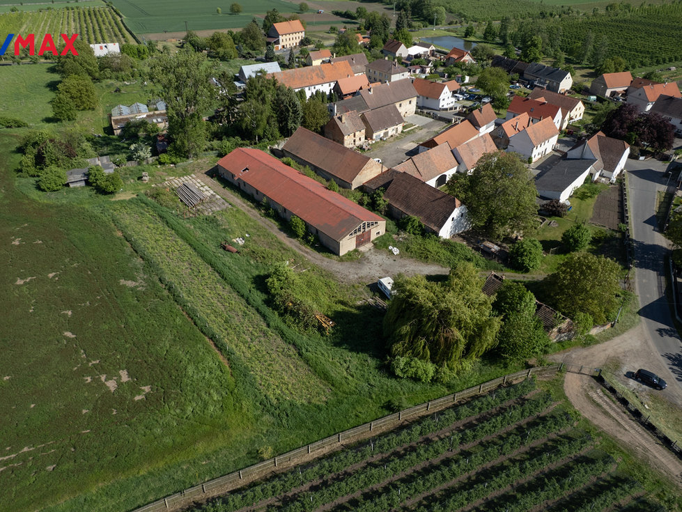 Prodej skladu 4555 m², Ploskovice