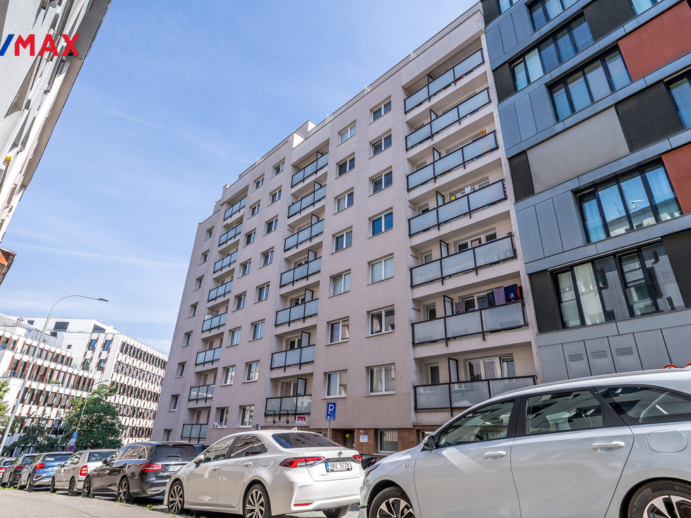 Prodej bytu 1+kk, garsoniery 30 m², Praha