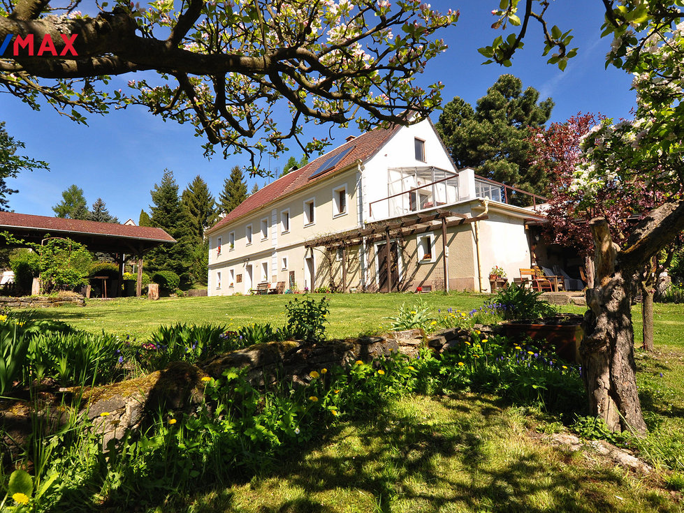 Prodej chalupy 314 m², Hlinná