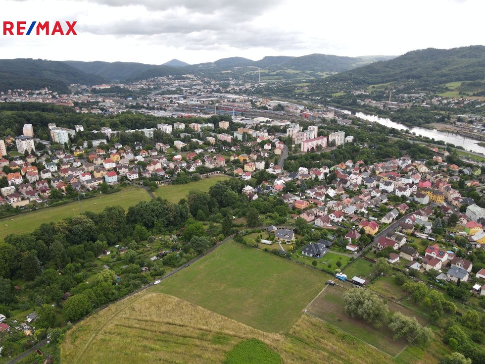 Prodej stavební parcely 8632 m², Děčín