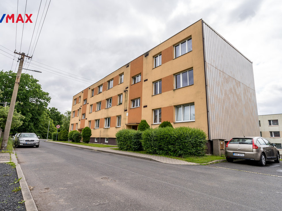 Budova