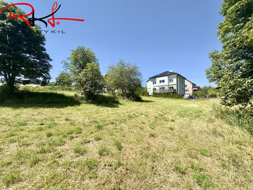 Prodej stavební parcely 1306 m², Kamenné Žehrovice