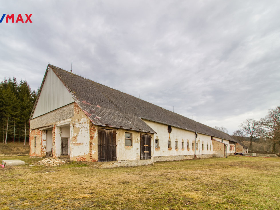 Pronájem skladu 700 m², Jistebnice