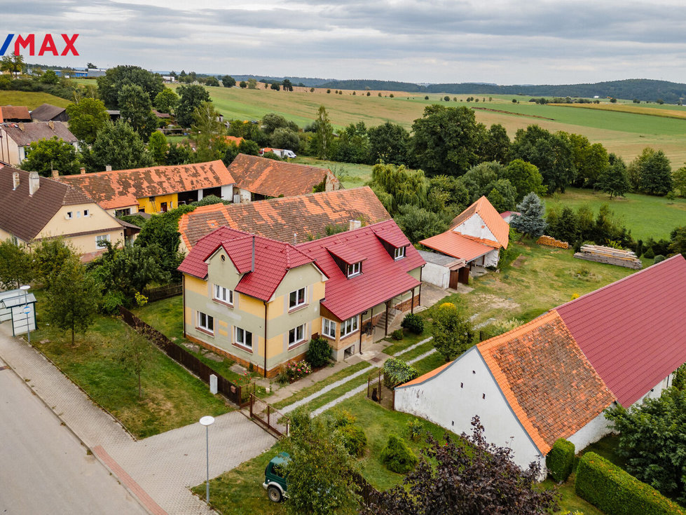 Prodej rodinného domu 174 m², Všemyslice