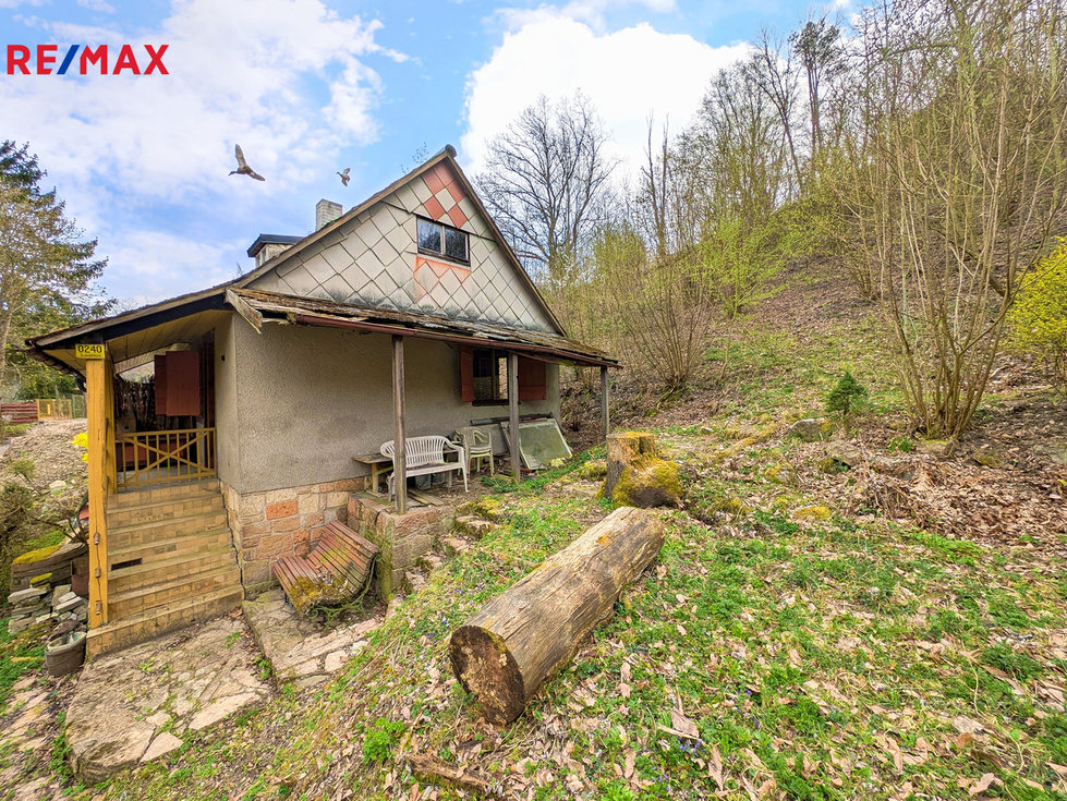 Prodej chaty 34 m², Nižbor