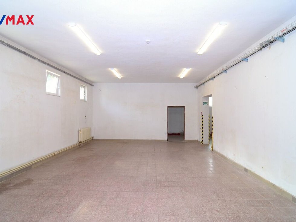 Pronájem výrobního objektu 238 m², Brněnec