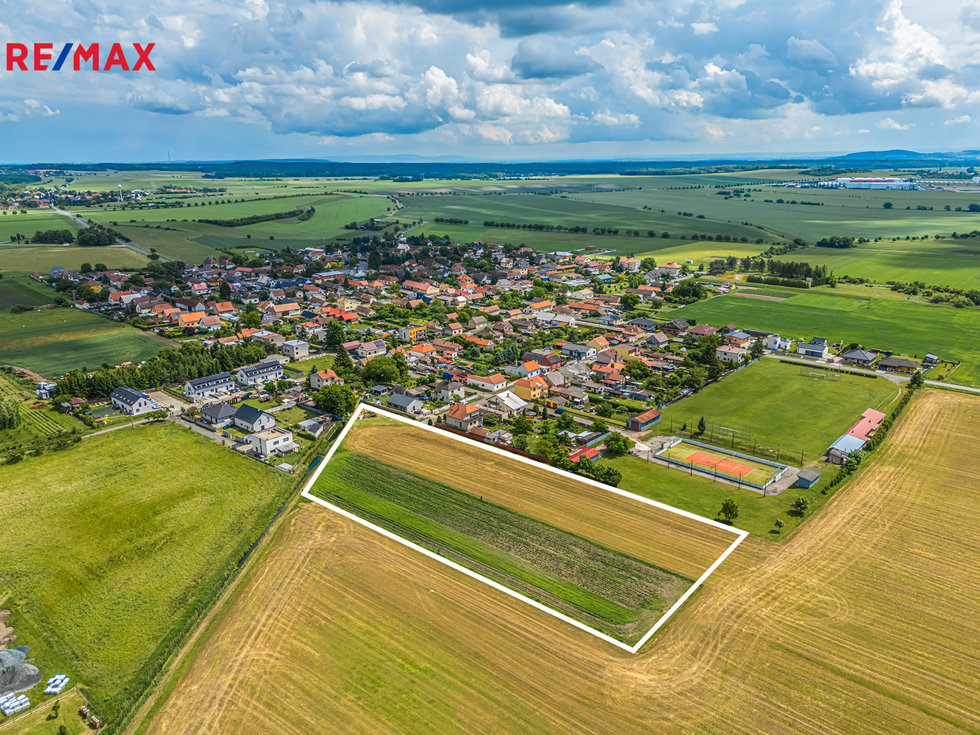 Prodej stavební parcely 11345 m², Volárna