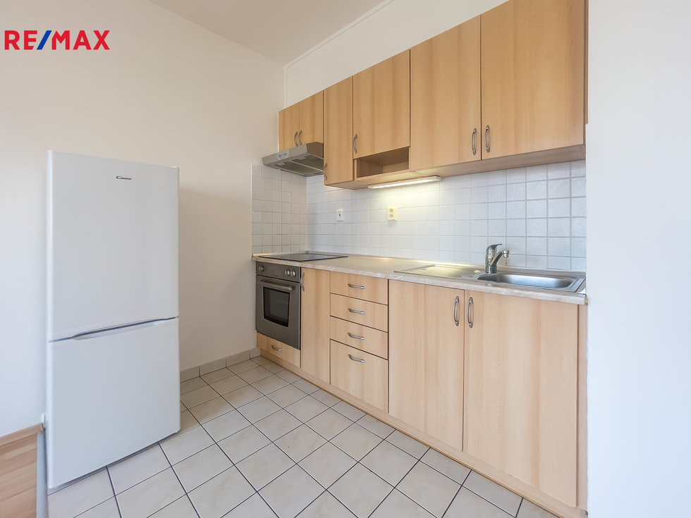 Pronájem bytu 1+kk, garsoniery 32 m², Praha
