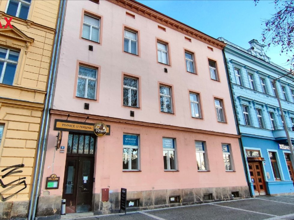 Prodej podílu činžovního domu 555 m², Hradec Králové