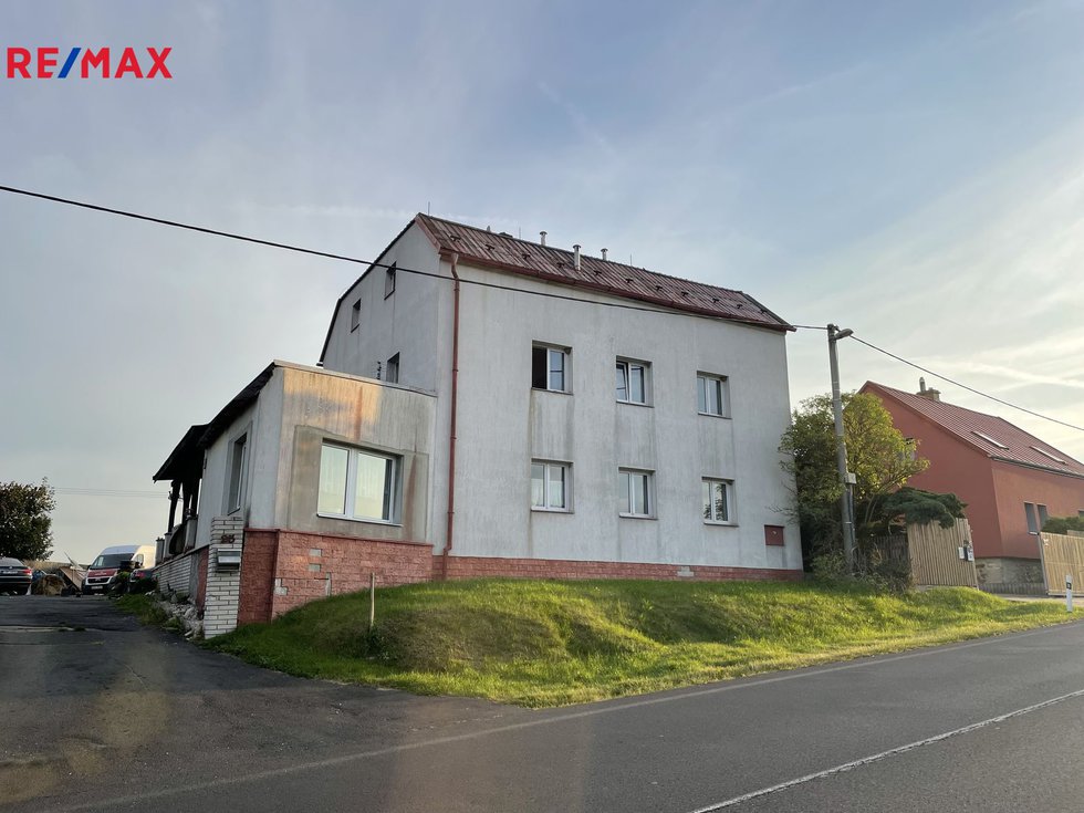 Prodej činžovního domu 401 m², Křimov