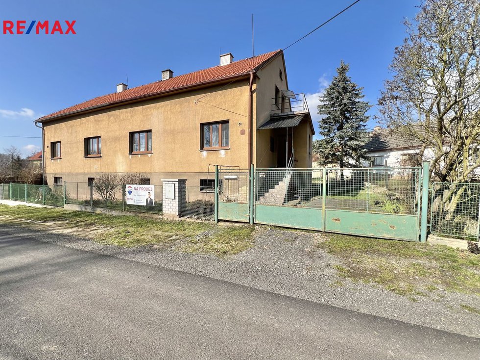 Prodej rodinného domu 160 m², Svojetín