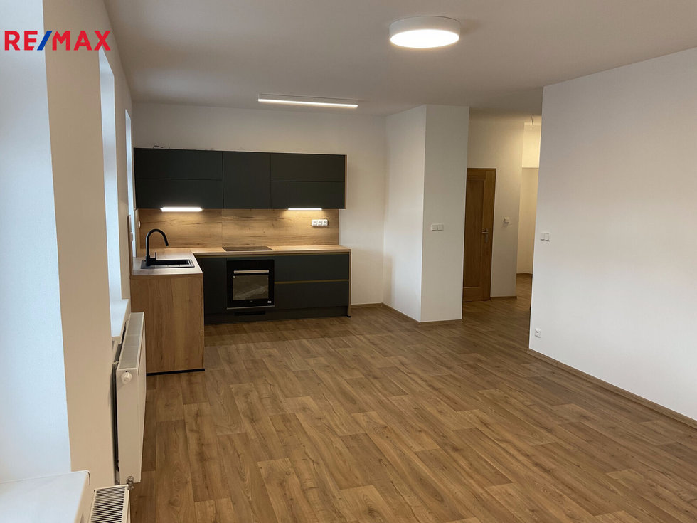 Pronájem bytu 3+kk 80 m², Chomutov