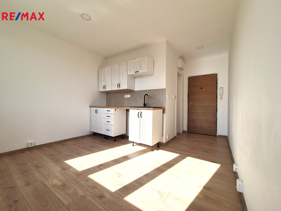 Prodej kanceláře 15 m², Louny
