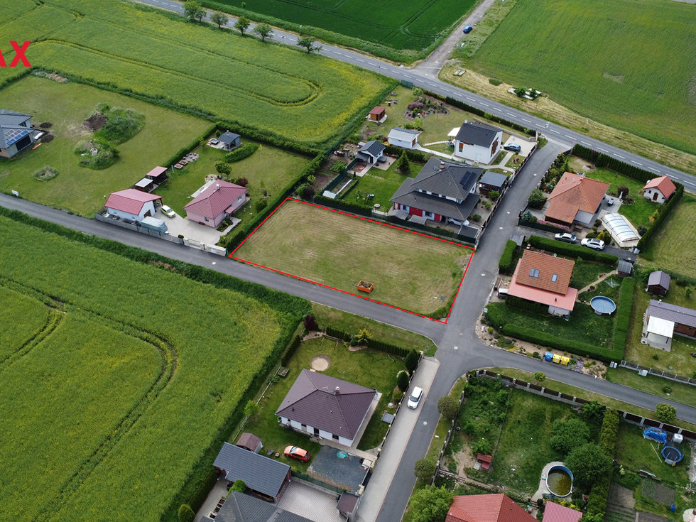 Prodej stavební parcely 1129 m², Slavětín