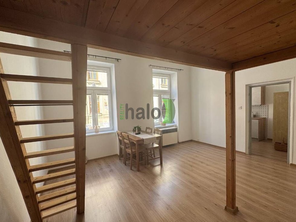 Pronájem bytu 1+1 40 m², České Budějovice