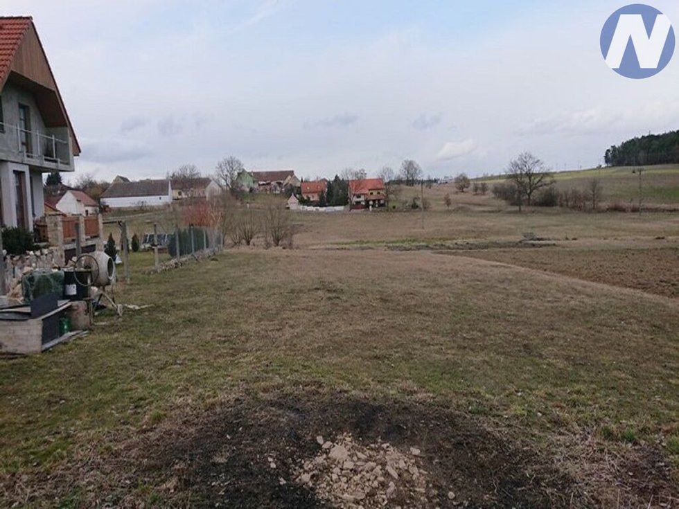 Prodej stavební parcely 4087 m², Dobev