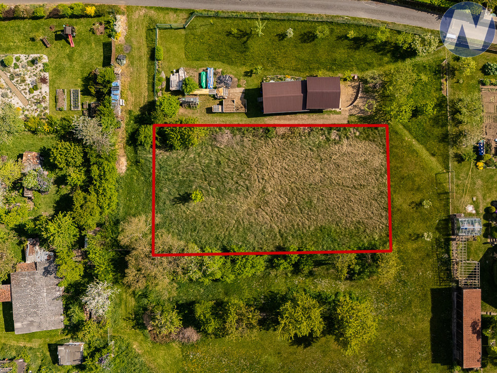 Prodej stavební parcely 751 m², Drhovle