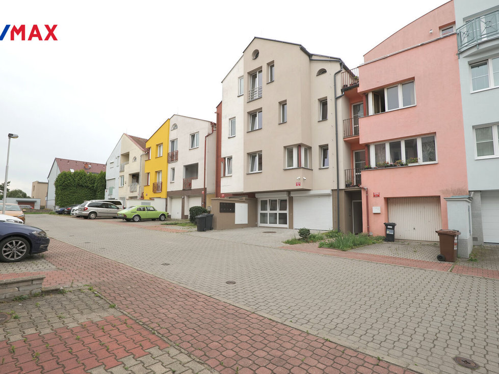 Prodej činžovního domu 357 m², Praha