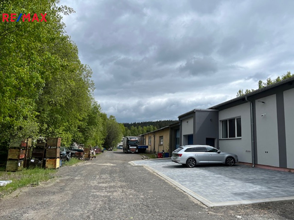 Pronájem výrobního objektu 486 m², Smržovka