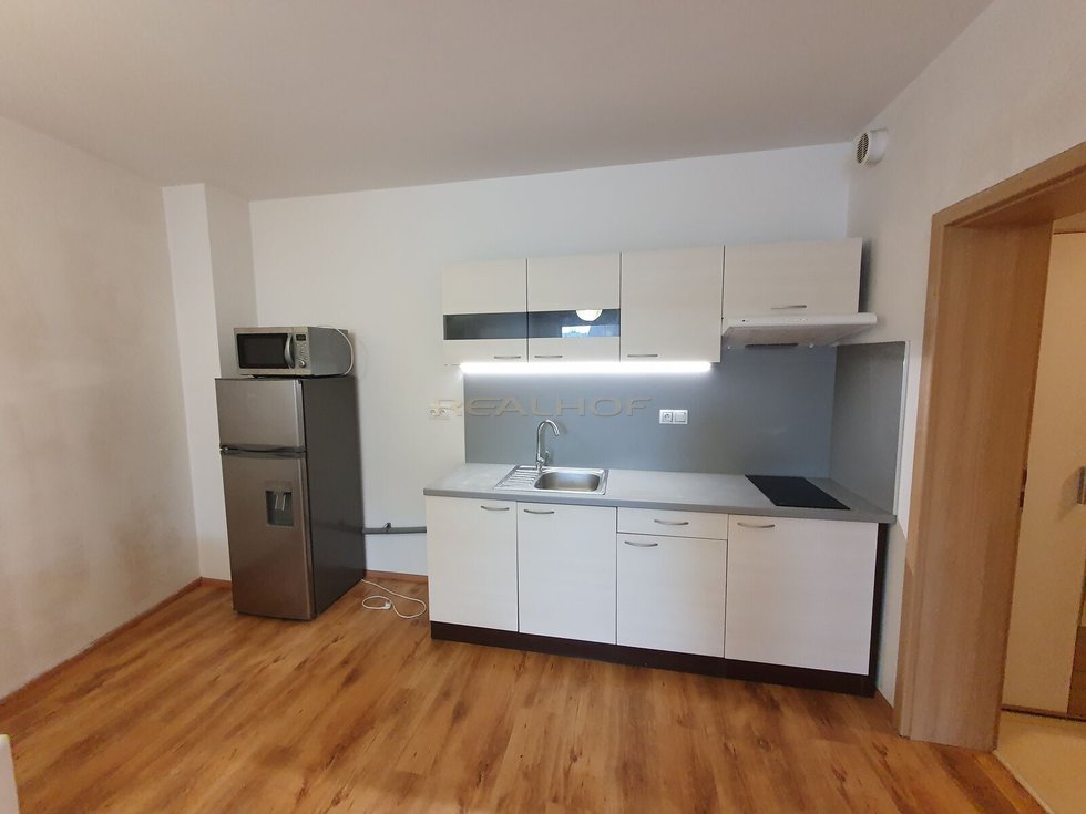 Pronájem bytu 1+kk, garsoniery 36 m², Moravany