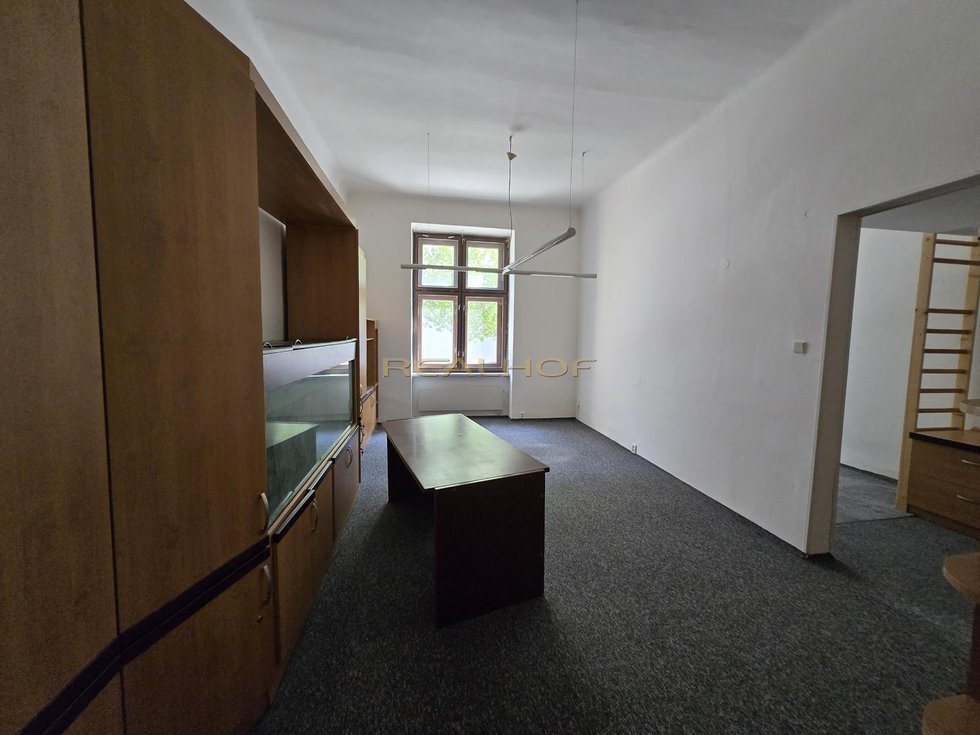 Pronájem bytu 3+1 84 m², Brno