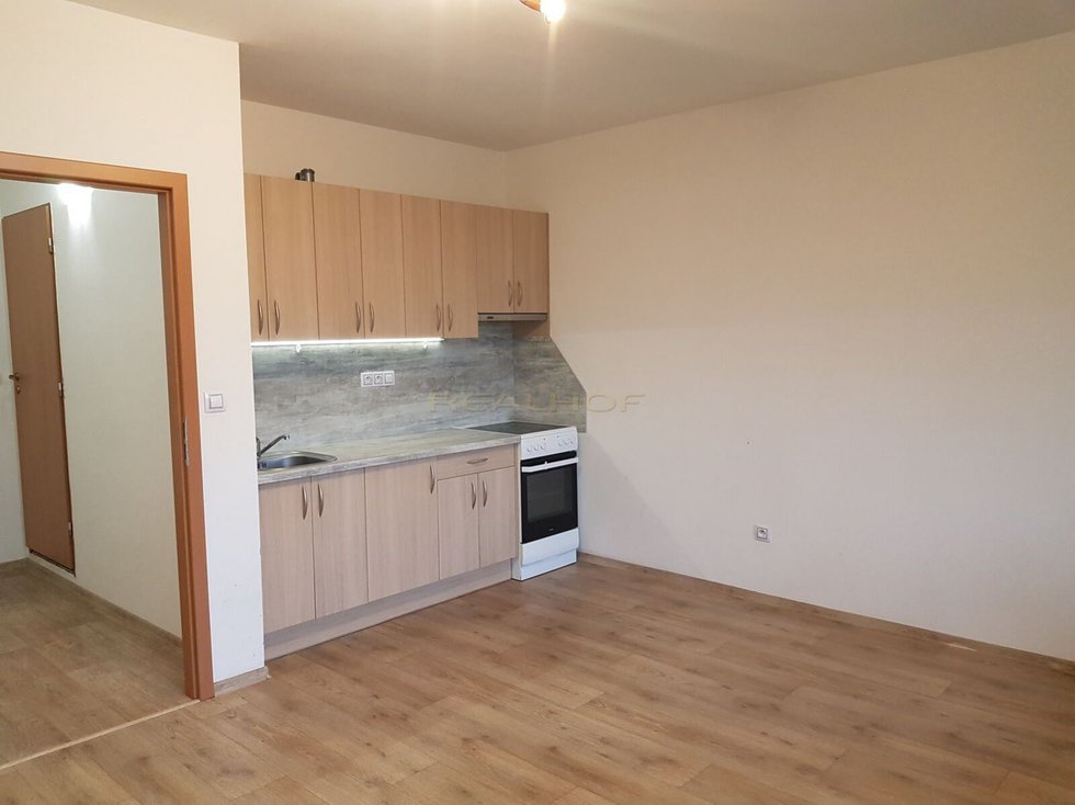 Pronájem bytu 1+kk, garsoniery 34 m², Brno