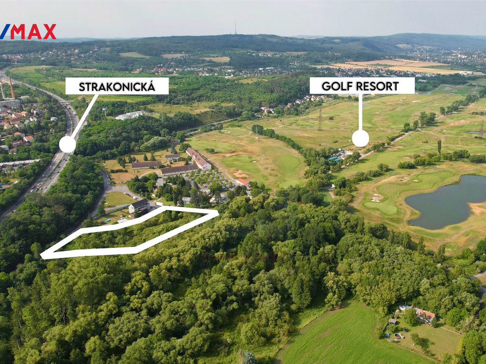 Prodej stavební parcely 6380 m², Praha