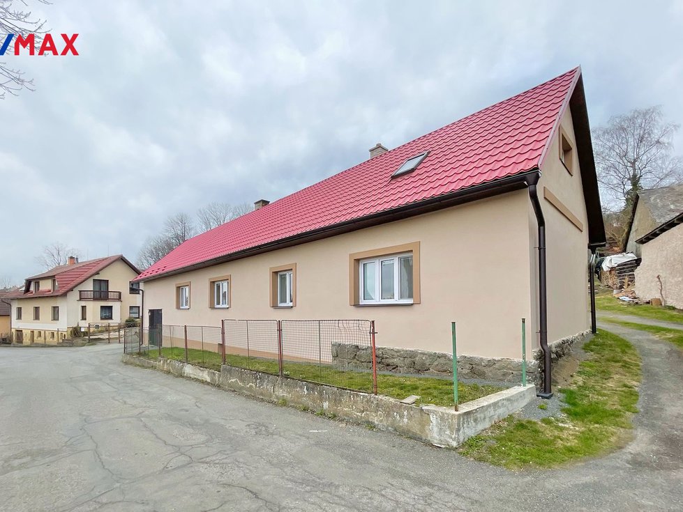 Prodej rodinného domu 200 m², Chyšky