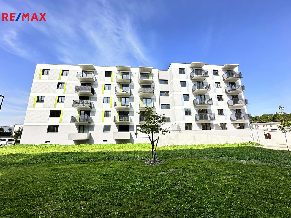Pronájem bytu 1+kk, garsoniery 31 m², Kladno