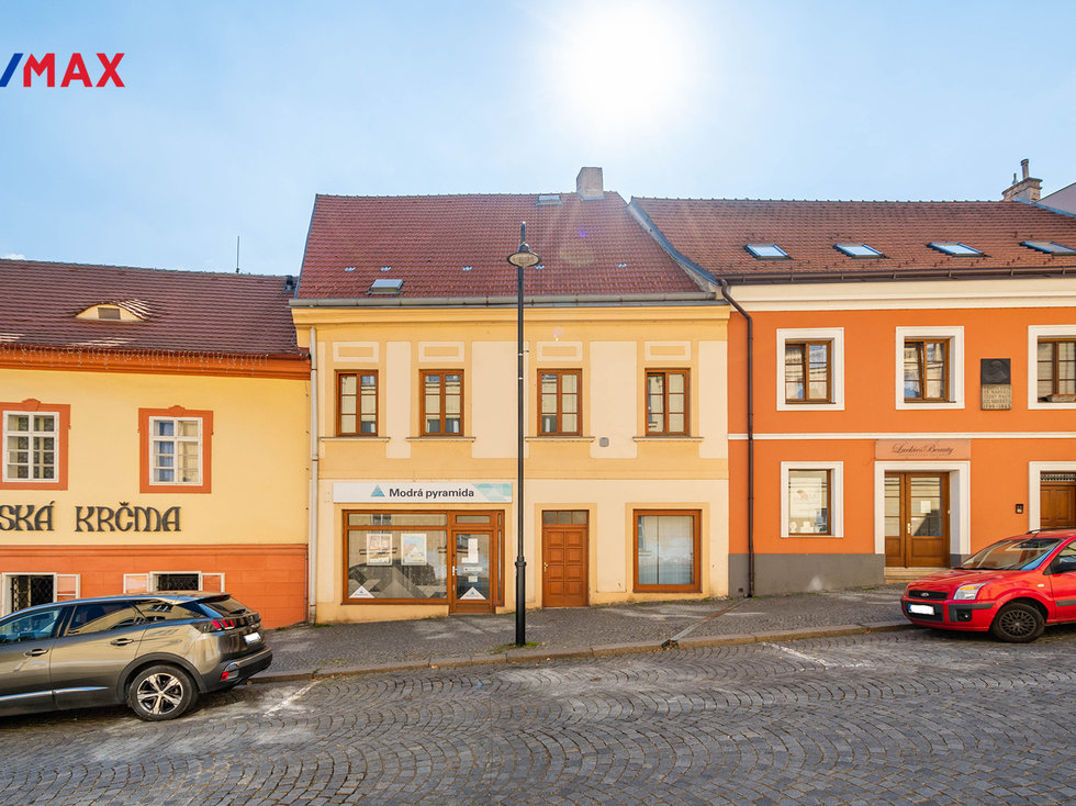 Prodej činžovního domu 200 m², Slaný