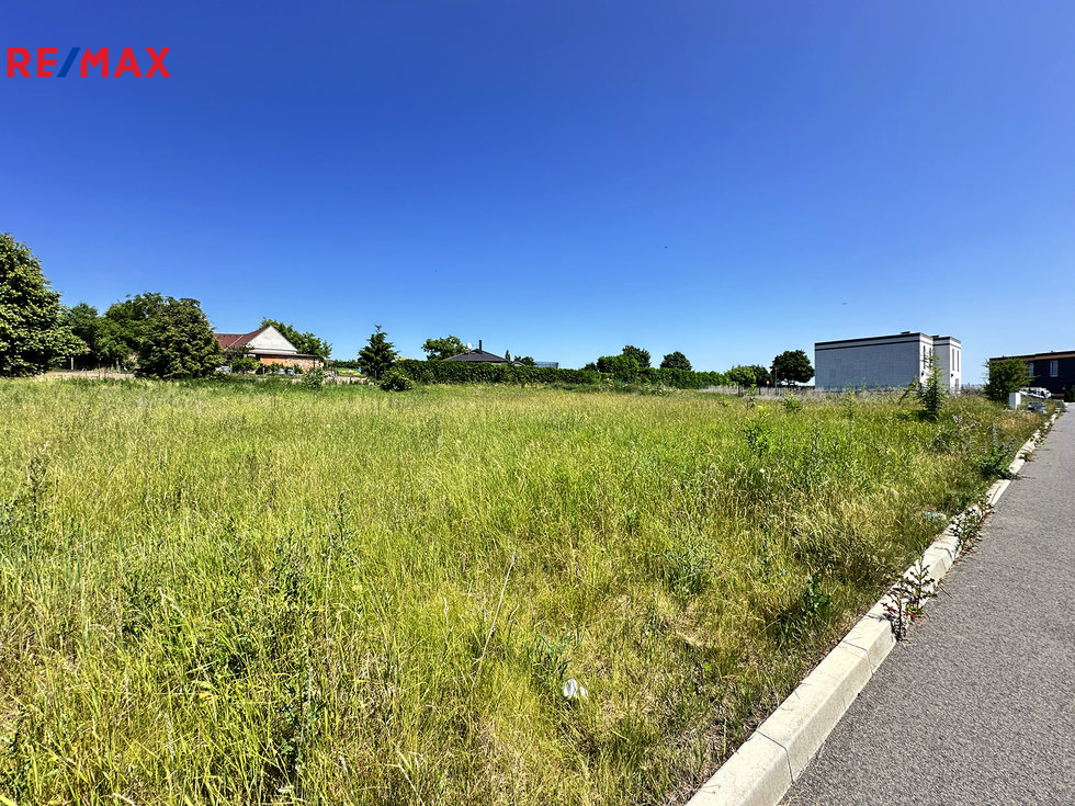 Prodej stavební parcely 891 m², Třebusice