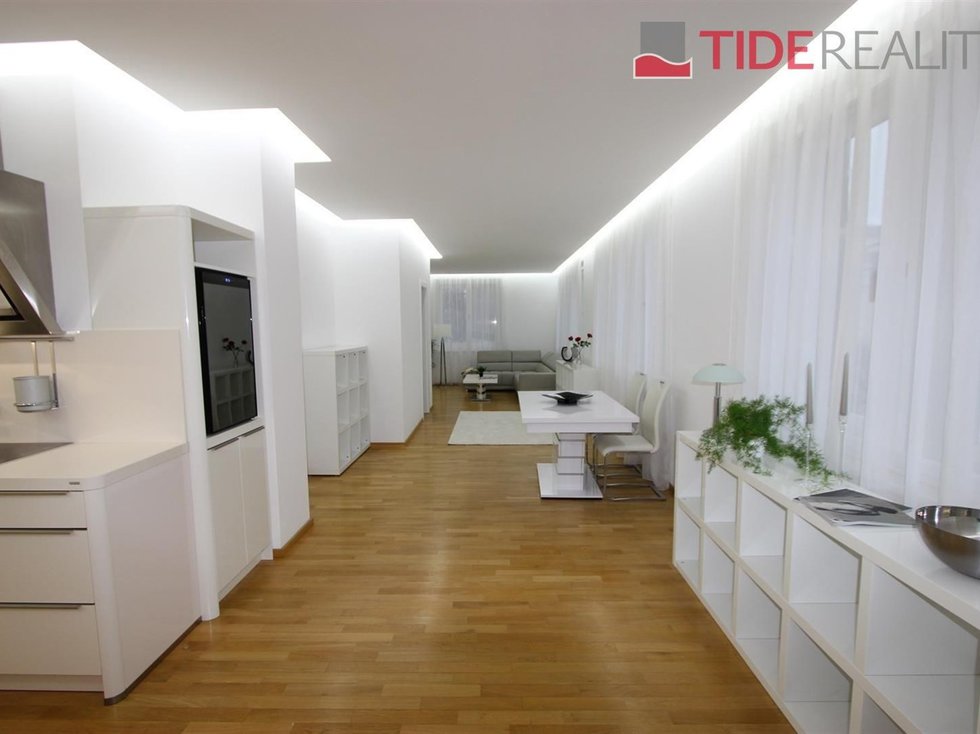 Pronájem bytu 3+kk 100 m², Praha