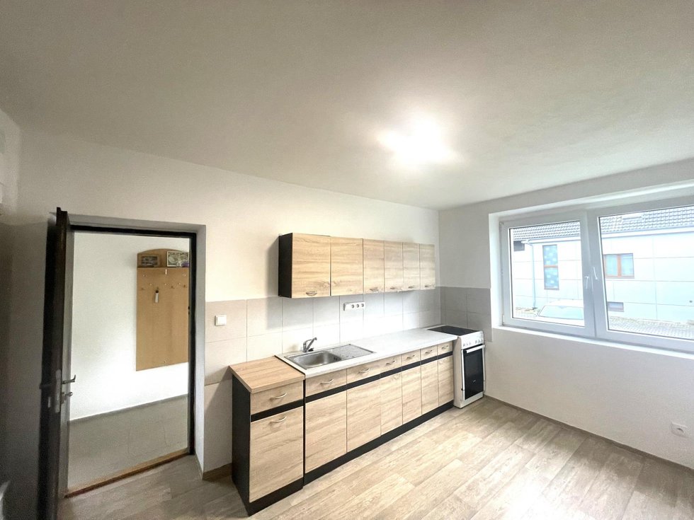 Pronájem bytu 1+1 32 m², Tábor