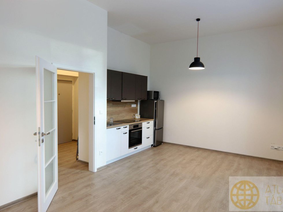 Pronájem bytu 1+kk, garsoniery 37 m², Tábor