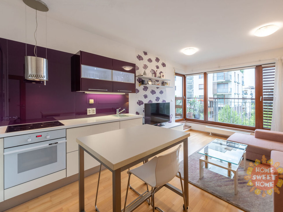 Pronájem bytu 2+kk 66 m², Praha