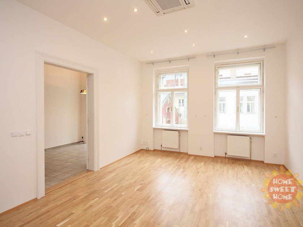 Pronájem bytu 5+1 a více 184 m², Praha