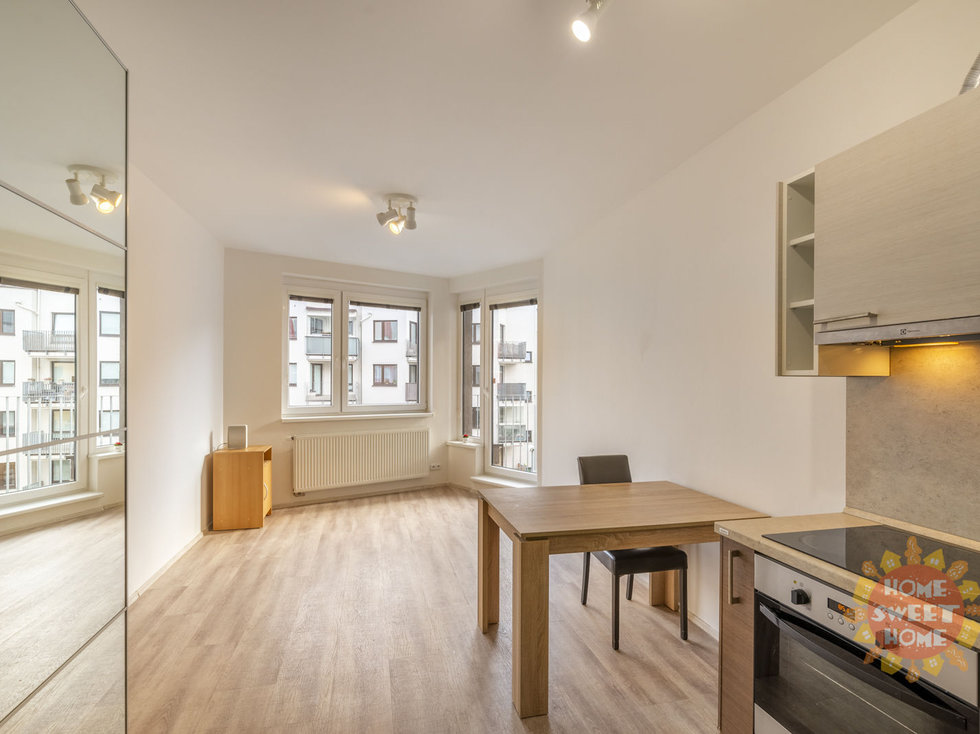 Pronájem bytu 1+kk, garsoniery 31 m², Praha