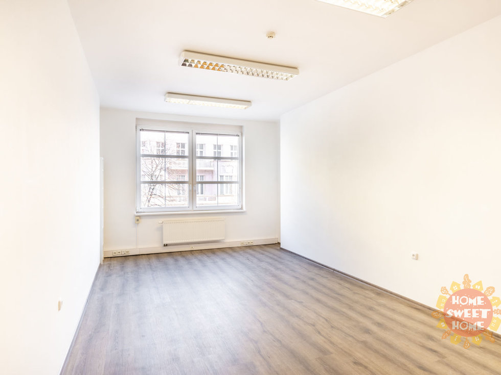 Pronájem kanceláře 31 m², Praha