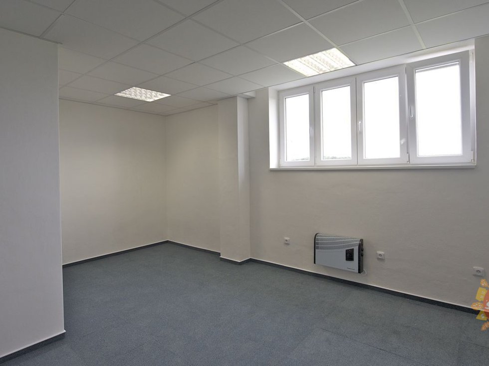 Pronájem kanceláře 21 m², Praha
