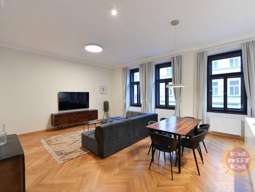 Pronájem bytu 3+kk 90 m², Praha