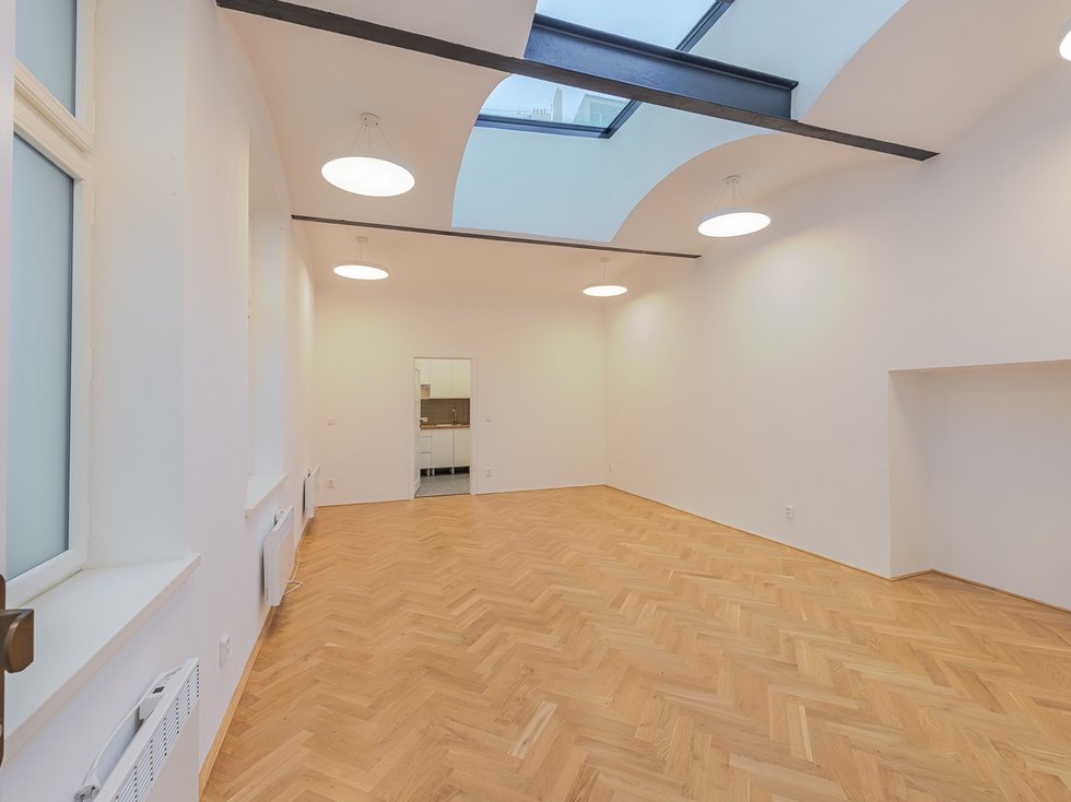 Pronájem bytu 2+kk 50 m², Praha