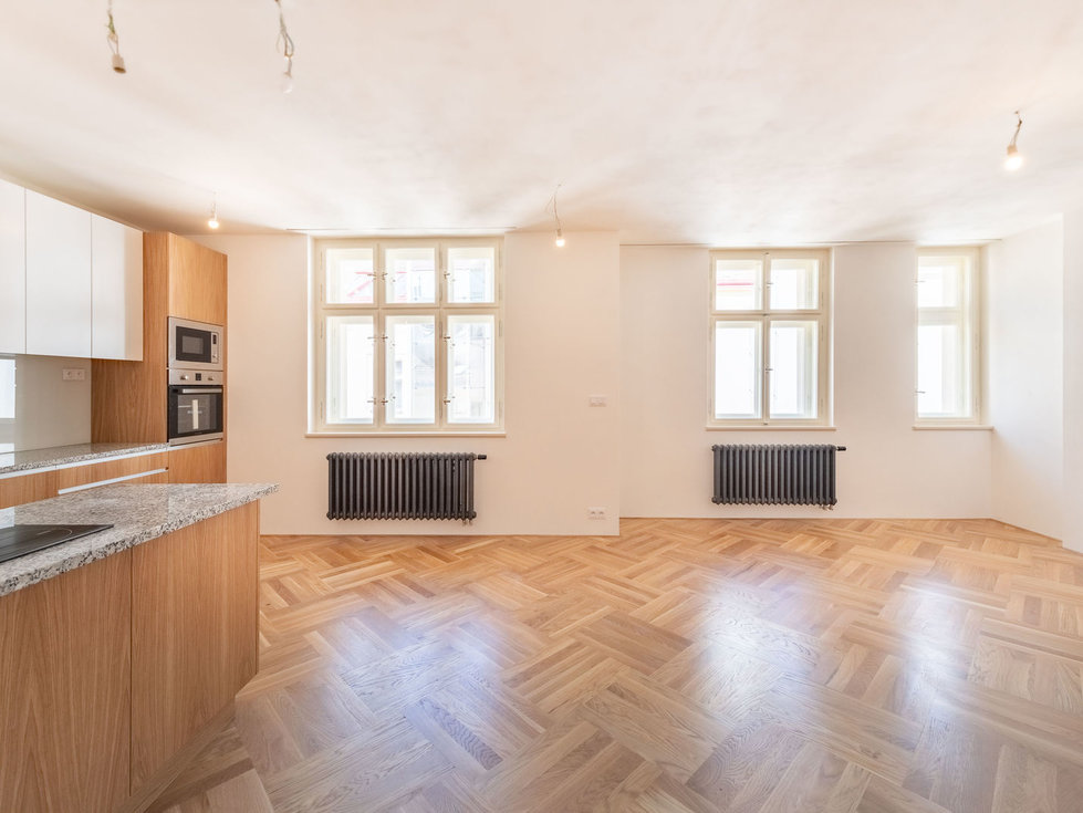 Pronájem bytu 2+kk 99 m², Praha