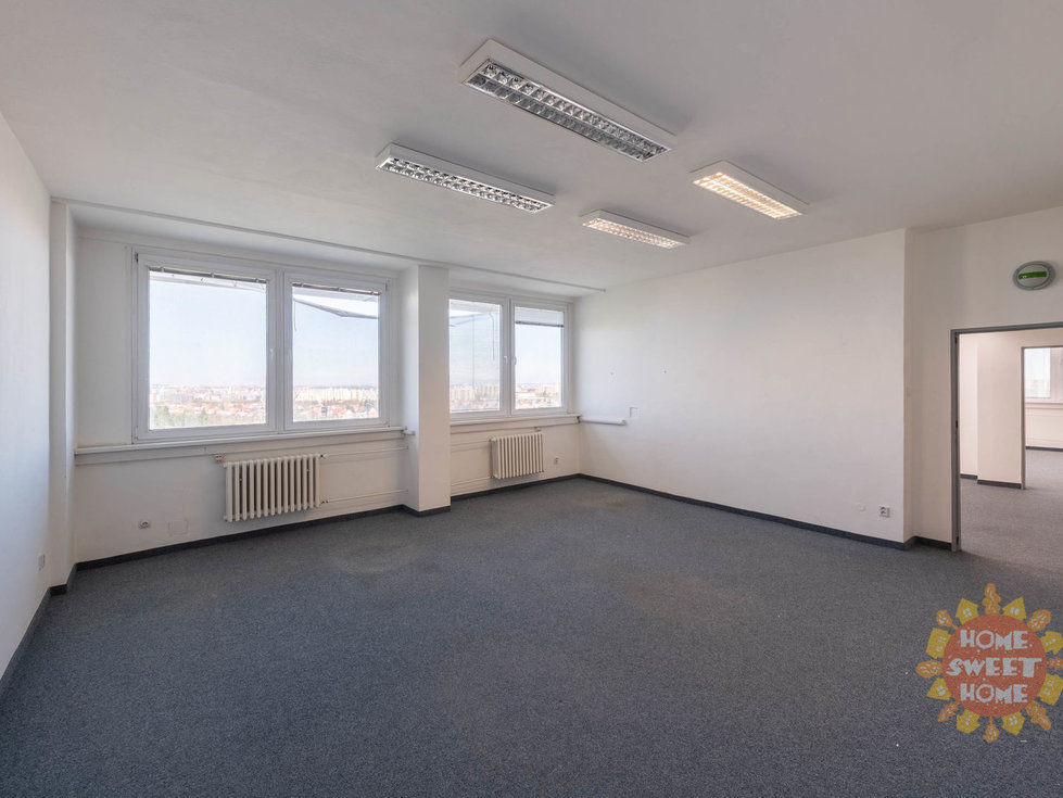Pronájem kanceláře 70 m², Praha