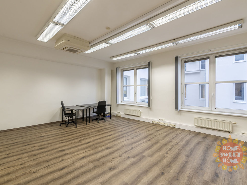 Pronájem kanceláře 20 m², Praha