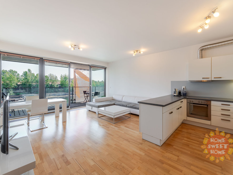 Pronájem bytu 3+kk 98 m², Praha
