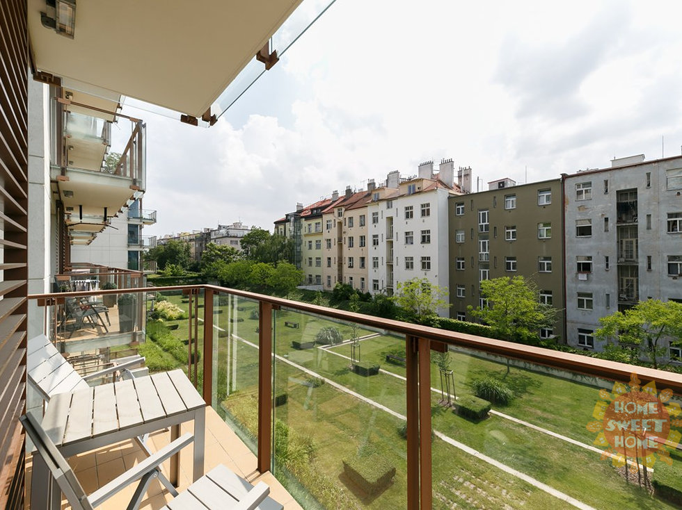 Pronájem bytu 2+kk 72 m², Praha