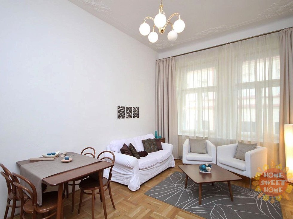 Pronájem bytu 2+kk 50 m², Praha