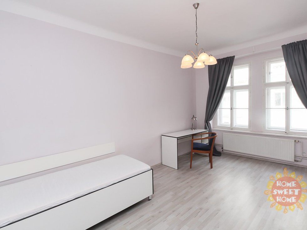 Pronájem bytu 1+1 28 m², Praha